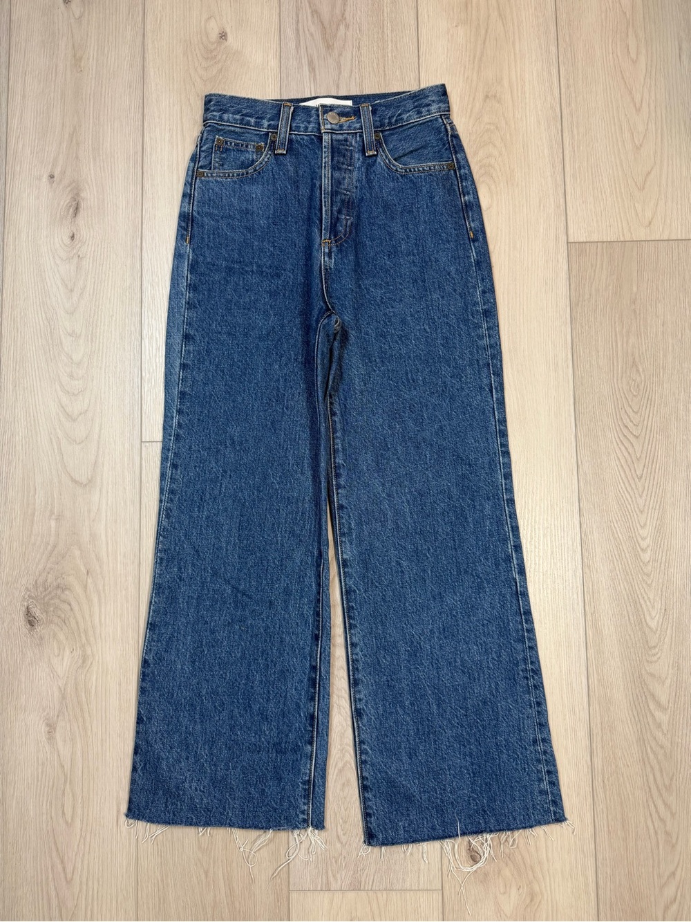 Denim Forum High-Rise Cropped Wide-Leg Jeans in Blue - Picture 2 of 9
